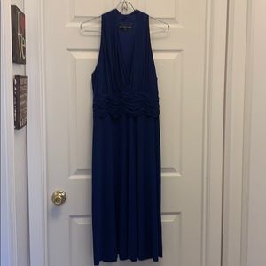 Jones wear dress 16